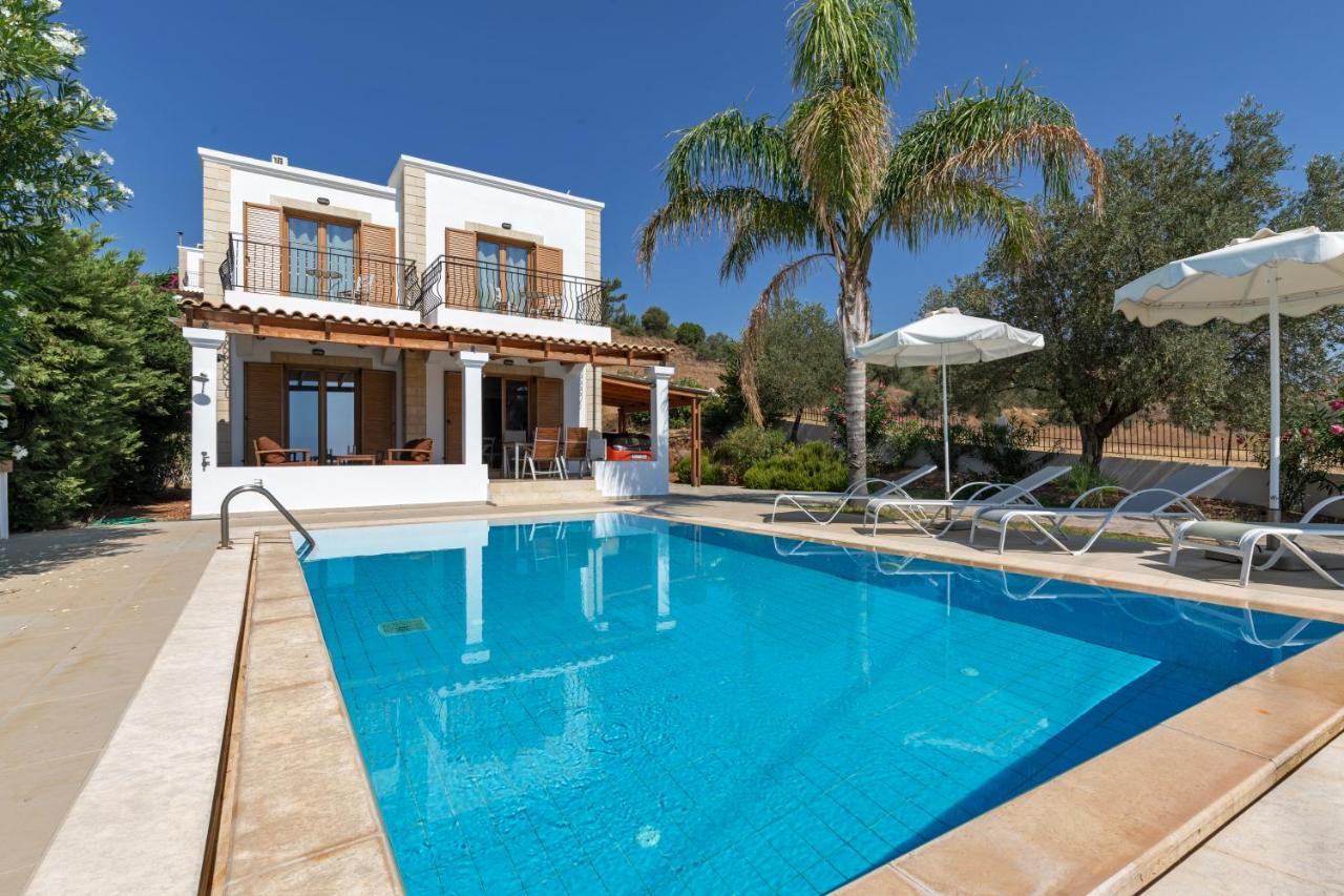 Villa Amberblue Калатос Екстериор снимка