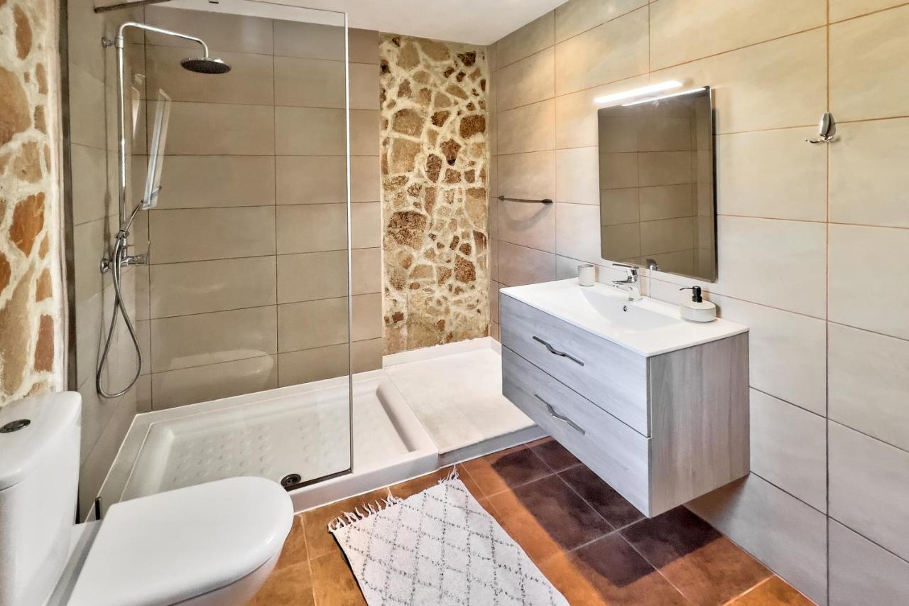 Villa Amberblue Калатос Екстериор снимка